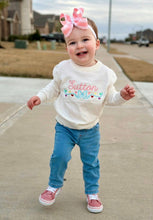 Load image into Gallery viewer, White Campure Sweater